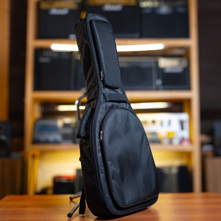 گیگ بگ آکوستیک پر ابر